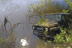 Водитель, утопивший под Брянском внедорожник с пассажиркой, получил пять лет колонии