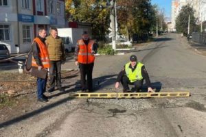 Дорожная полиция Брянска потребовала отремонтировать ведомственные железнодорожные переезды