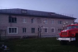 Пожар в квартире в Рогнедино: три человека спасены, пострадавших нет