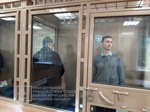 Суд отправил в колонию всех фигурантов дела о неудачном посредничестве депутата Брянской облдумы Константина Павлова