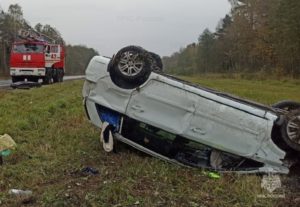 ДТП под Карачевом: две легковушки не разъехались на скользкой трассе