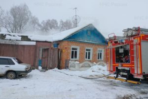 Пожар под Новозыбковом: сгорел дом, хозяин дома задохнулся в дыму