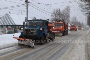 С улиц Брянска за минувшую ночь вывезли 500 тонн снега