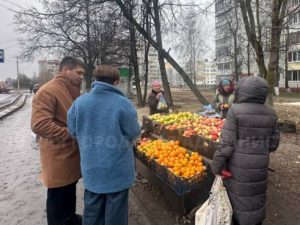 В Бежице разогнали очередных уличных торговцев-нелегалов