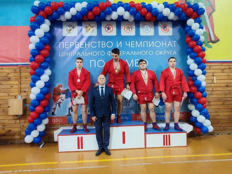 Братья Осипенко отобрались на чемпионат России по самбо