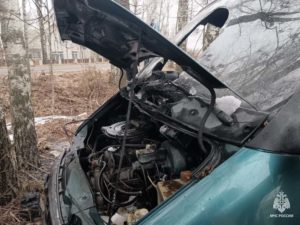 В Злынке пожарные потушили грузовой автомобиль