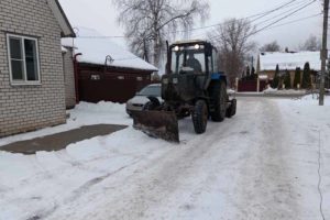 В Брянске дорожники приступили к расчистке частного сектора. Через две недели после снегопада