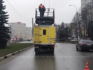 Движение троллейбусов в Брянске временно парализовано из-за аварии на контактной сети